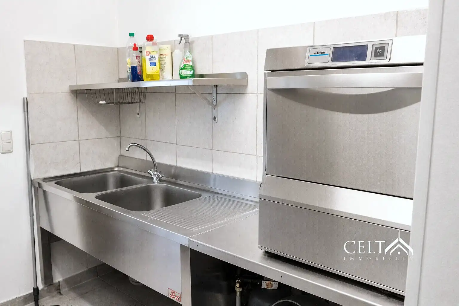Gewerbe in Straubing — Ansicht 7, 317 m²