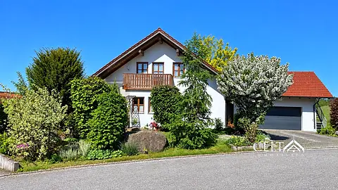 Einfamilienhaus in Neukirchen — Außenansicht, 350 m²