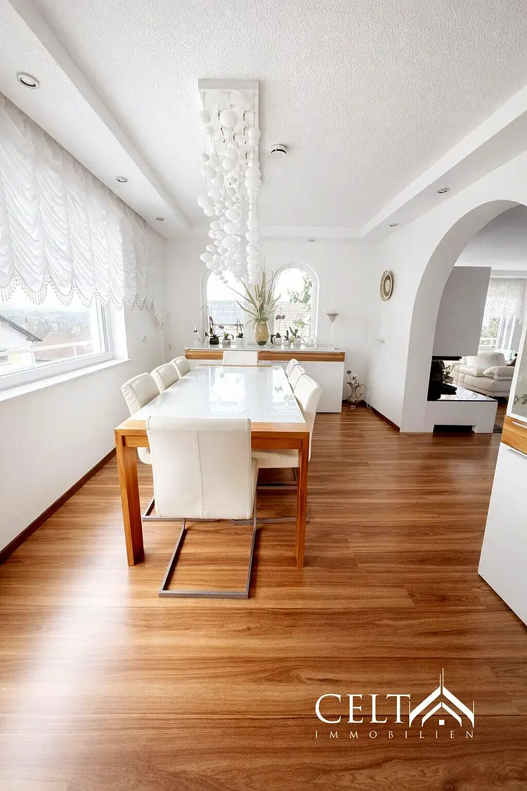Mehrfamilienhaus in Kempten — Außenansicht, 357 m²