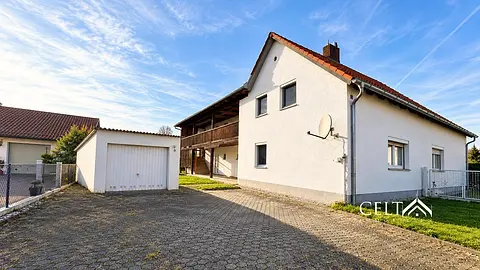 Mehrfamilienhaus in Straubing — Außenansicht, 200 m²