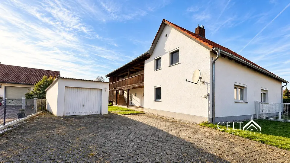 Mehrfamilienhaus in Straubing — Außenansicht, 200 m²