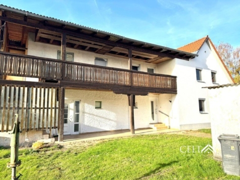 Handwerkertraum in Straubing-Ost – Mehrfamilienhaus mit großem Grundstück & Förderchance, 94315 Straubing, Mehrfamilienhaus