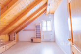 Obergeschoss - Großes Einfamilienhaus mit exklusiver Aussicht | 350m² | Balkon | Terrasse | Garten | Sauna