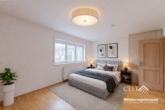 Schlafzimmer (Möblierungsbeispiel) - Architektenhaus mit großem Grundstück | 1.600m² | Terrasse | Kamin