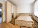 Schlafzimmer - Stadtnahe Straubinger Eigentumswohnung | 4-Zimmer mit Balkon, Keller & Charme